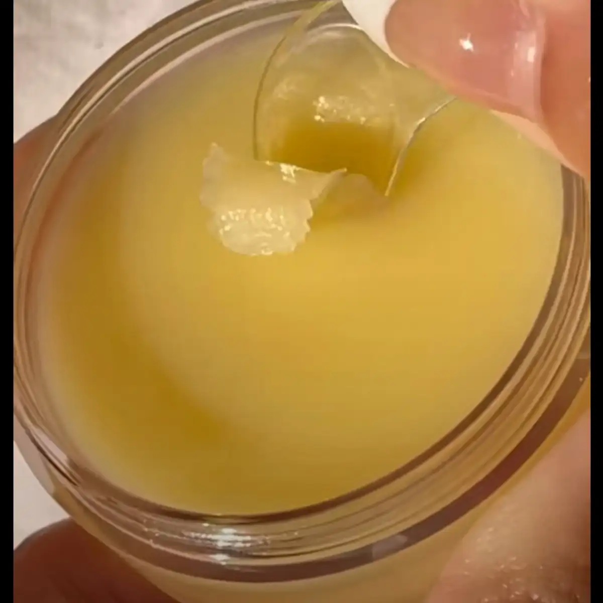 Baume éclaircissant et hydratante